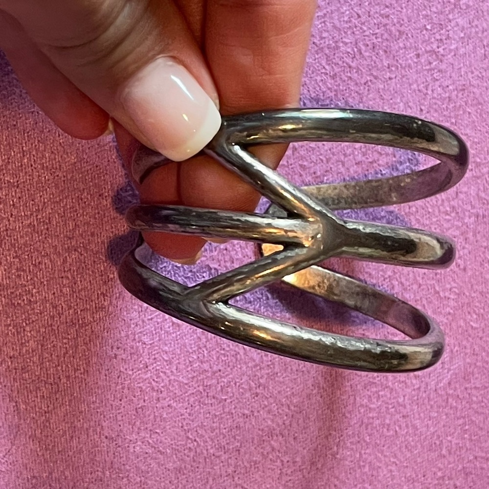 Lucky Brand silver peace bangle bracelet